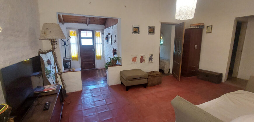 CASA CON CUATRO DORMITORIOS+DEPARTAMENTO-PLENO CENTRO