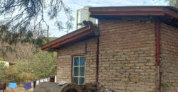 CASA DE DOS DORMITORIOS – LOTE EN ESQUINA – CENTRO