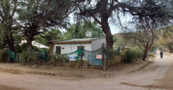 CASA DE DOS DORMITORIOS – LOTE EN ESQUINA – CENTRO