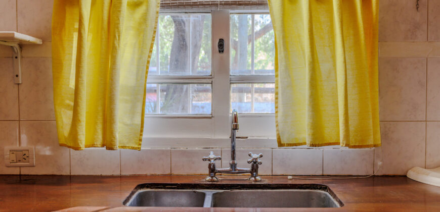 CASA CON DEPARTAMENTO PLENO CENTRO