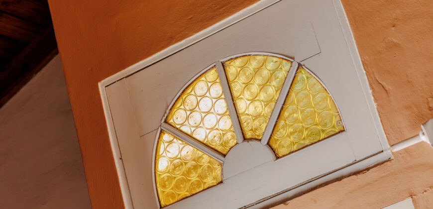 CASA CON DEPARTAMENTO PLENO CENTRO