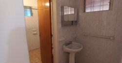 CASA A DOS CUADRAS DEL RIO- UN DORMITORIO