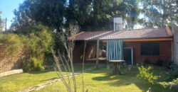 CASA A DOS CUADRAS DEL RIO- UN DORMITORIO