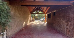 CASA A DOS CUADRAS DEL RIO- UN DORMITORIO