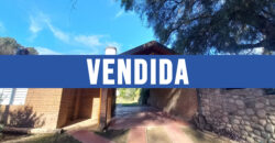 CASA A DOS CUADRAS DEL RIO- UN DORMITORIO