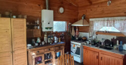 HERMOSO CHALET DE MADERA SOBRE AV CACIQUE TULIAN