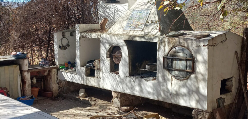 HERMOSO CHALET DE MADERA SOBRE AV CACIQUE TULIAN