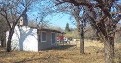 CASA DE DOS DORMITORIOS EN LOS SAUCES