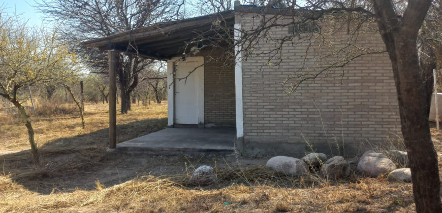 CASA DE DOS DORMITORIOS EN LOS SAUCES