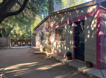 AMPLIA CASA+DOS DEPARTAMENTOS+DOS MONOAMBIENTES