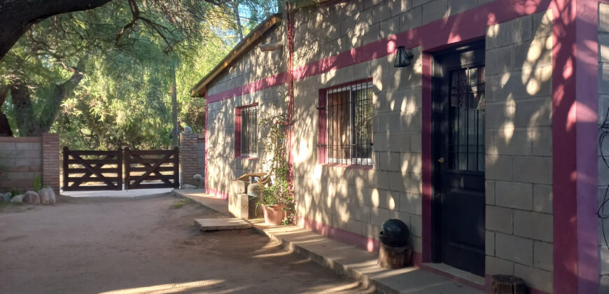 AMPLIA CASA+DOS DEPARTAMENTOS+DOS MONOAMBIENTES