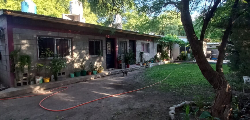 AMPLIA CASA+DOS DEPARTAMENTOS+DOS MONOAMBIENTES