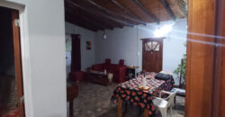 AMPLIA CASA+DOS DEPARTAMENTOS+DOS MONOAMBIENTES