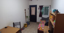 AMPLIA CASA+DOS DEPARTAMENTOS+DOS MONOAMBIENTES