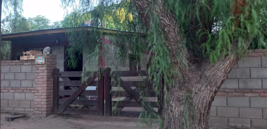 AMPLIA CASA+DOS DEPARTAMENTOS+DOS MONOAMBIENTES