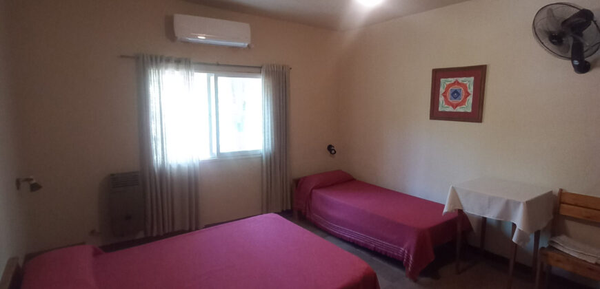 SE VENDE AMPLIA HOSTERIA Y CABAÑAS CON PILETA