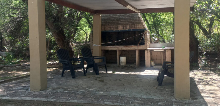 SE VENDE AMPLIA HOSTERIA Y CABAÑAS CON PILETA