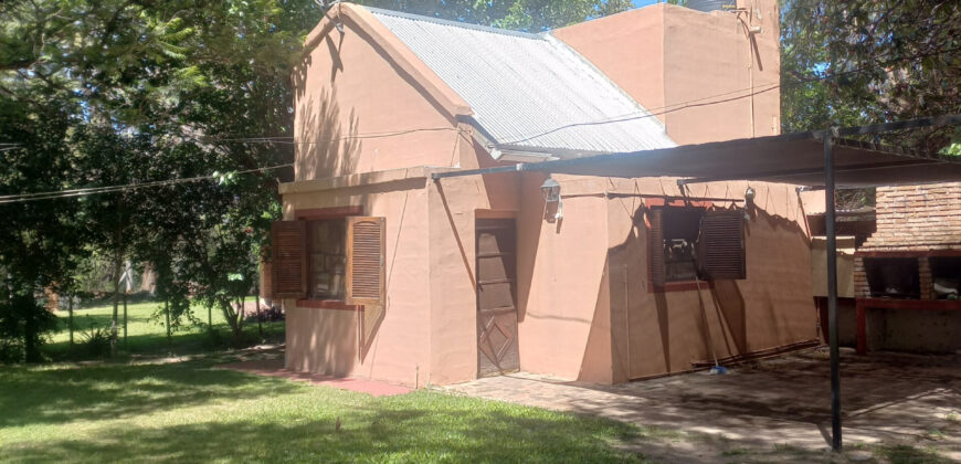 SE VENDE AMPLIA HOSTERIA Y CABAÑAS CON PILETA