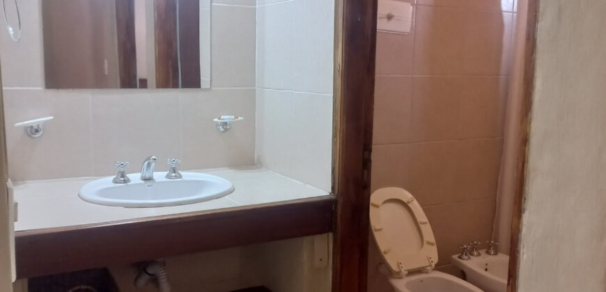 SE VENDE AMPLIA HOSTERIA Y CABAÑAS CON PILETA