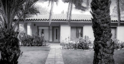 HERMOSA CASA DE TRES DORMITORIOS + DEPARTAMENTO- IDEAL PARA EMPRENDIMIENTO TURISTICO