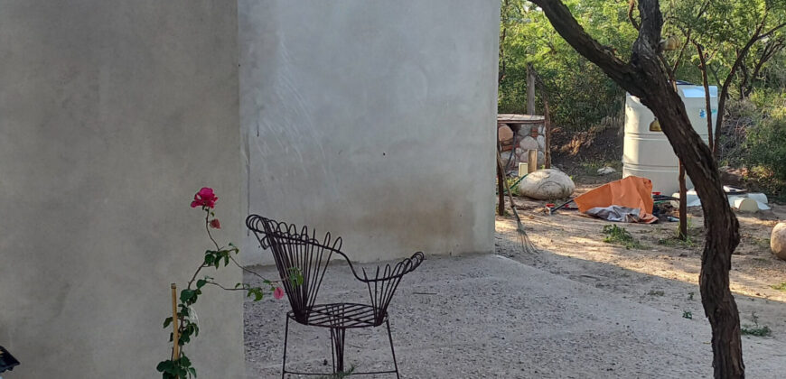 SE VENDE CASA + DOS CABAÑAS – LUGAR TRANQUILO!