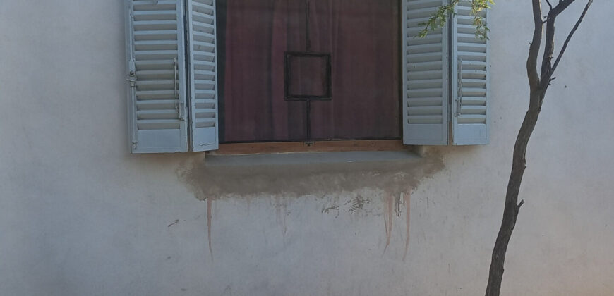 SE VENDE CASA + DOS CABAÑAS – LUGAR TRANQUILO!