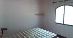 SE VENDE CASA + DOS CABAÑAS – LUGAR TRANQUILO!