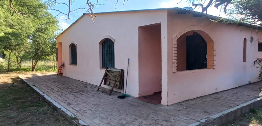 SE VENDE CASA + DOS CABAÑAS – LUGAR TRANQUILO!