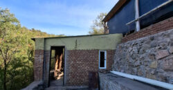 CASA EN MEDIO DE LOS CERROS- terreno de 5000m2-