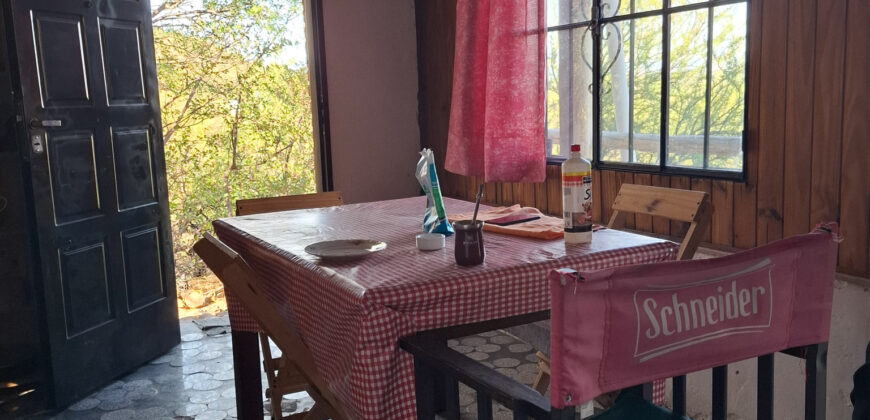 CASA EN MEDIO DE LOS CERROS- terreno de 5000m2-