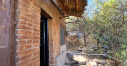 CASA EN MEDIO DE LOS CERROS- terreno de 5000m2-