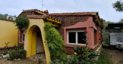 CHALLET DE TRES DORMITORIOS- DOS BAÑOS- PARQUE CON PILETA