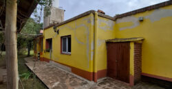 CHALLET DE TRES DORMITORIOS- DOS BAÑOS- PARQUE CON PILETA