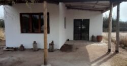 SE VENDE CASA DE UN DORMITORIO EN SAN MARCOS SIERRAS- TERRENO DE 800m2