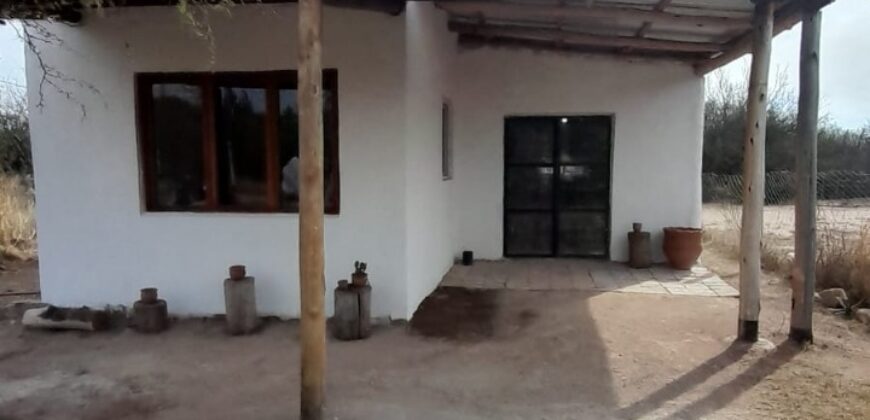 SE VENDE CASA DE UN DORMITORIO EN SAN MARCOS SIERRAS- TERRENO DE 800m2