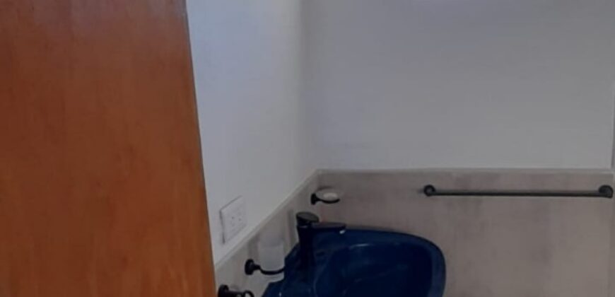 CASA DE DOS DORMITORIOS POR LOS CALLEJONES NATURALES- LA BANDA