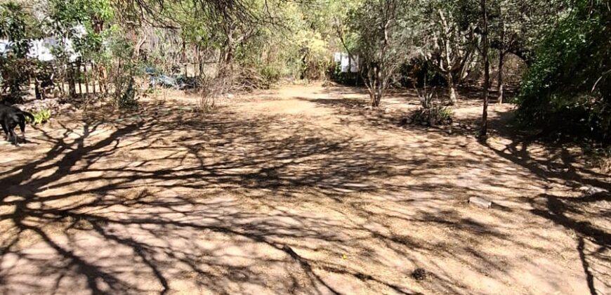 SE VENDE CASA DE DOS PISOS, HERMOSA VISTA A LOS CERROS. BUENA UBICACION