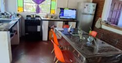 SE VENDE CASA DE DOS PISOS, HERMOSA VISTA A LOS CERROS. BUENA UBICACION