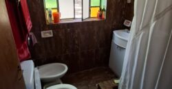 SE VENDE CASA DE DOS PISOS, HERMOSA VISTA A LOS CERROS. BUENA UBICACION