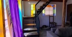 SE VENDE CASA DE DOS PISOS, HERMOSA VISTA A LOS CERROS. BUENA UBICACION