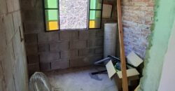 SE VENDE CASA DE DOS PISOS, HERMOSA VISTA A LOS CERROS. BUENA UBICACION