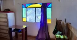 SE VENDE CASA DE DOS PISOS, HERMOSA VISTA A LOS CERROS. BUENA UBICACION