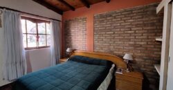 SE ALQUILA HERMOSA CASA DE DOS DORMITORIOS- SAN MARCOS SIERRAS