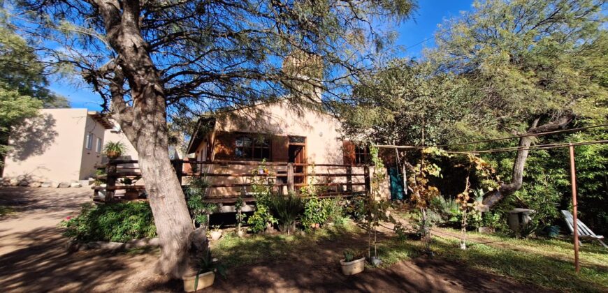 SE ALQUILA HERMOSA CASA DE DOS DORMITORIOS- SAN MARCOS SIERRAS