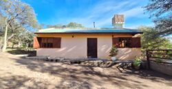 SE ALQUILA HERMOSA CASA DE DOS DORMITORIOS- SAN MARCOS SIERRAS