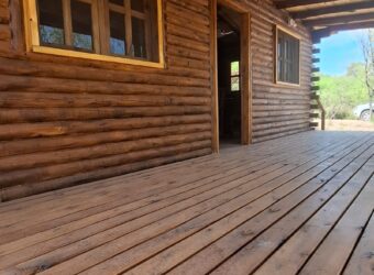 SE ALQUILA ESTA HERMOSA CASA DE TRONCO- CONTRATO POR 1 AÑO