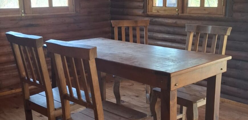 SE ALQUILA ESTA HERMOSA CASA DE TRONCO- CONTRATO POR 1 AÑO