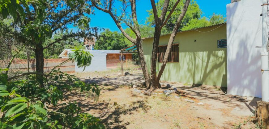 CASA DE DOS DORMITORIOS A UNA CUADRA DEL RIO SAN MARCOS- CALLE EL ZORZAL