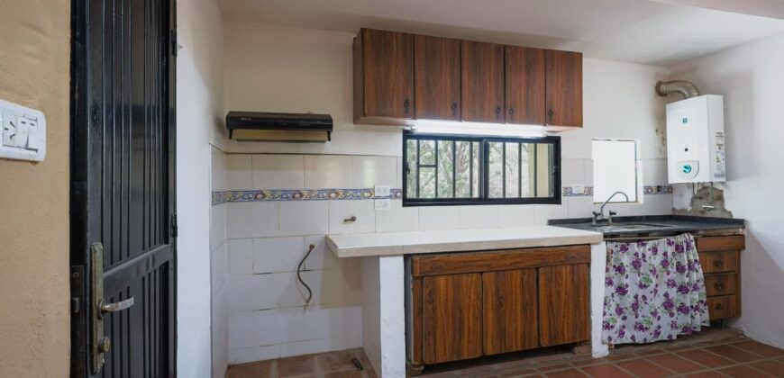 CASA DE DOS DORMITORIOS A UNA CUADRA DEL RIO SAN MARCOS- CALLE EL ZORZAL