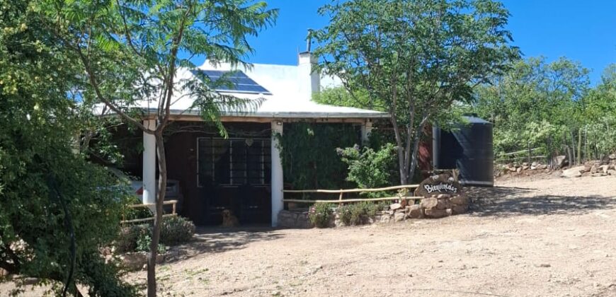 SE VENDE CASA CON GRAN VISTA A LAS SIERRAS-2 DORMITORIOS